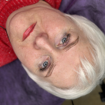 Перманент брів
                    Лешмейкер Нина Николаев