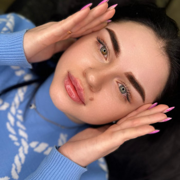 Перманент брів
                    Лешмейкер Нина Николаев