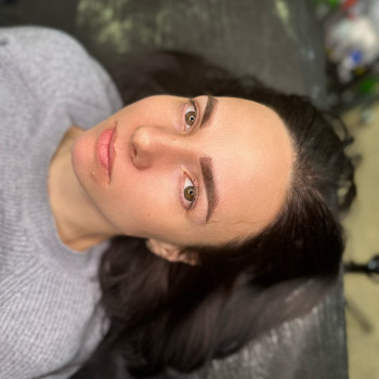 Перманент брів
                    Лешмейкер Нина Николаев