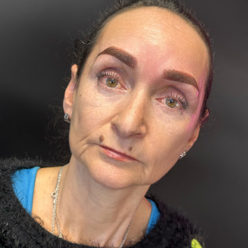 Перманент брів
                    Лешмейкер Нина Николаев