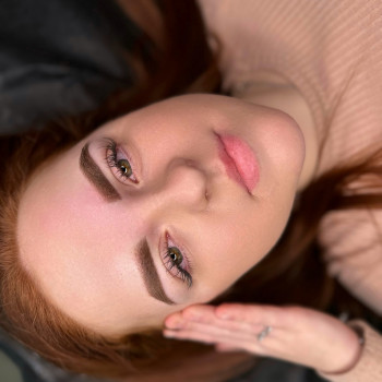 Перманент брів
                    Лешмейкер Нина Николаев