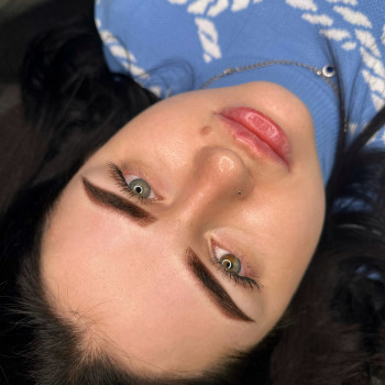 Перманент брів
                    Лешмейкер Нина Николаев