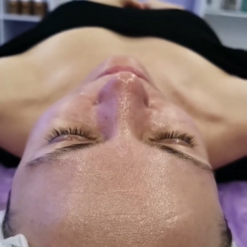 Массаж лица
                    Массажист Дарья Запорожье