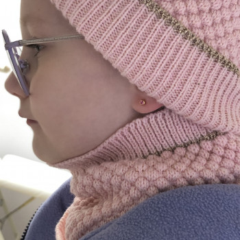 Прокол вух
                    Косметолог-эстетист Ольга Чернигов