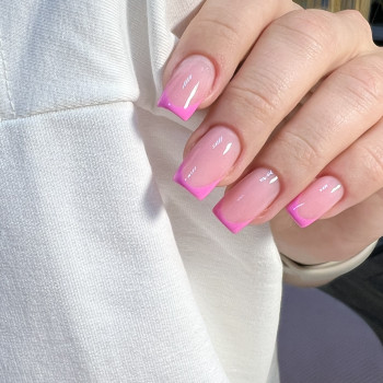 Нарощування нігтів + френч дизайн