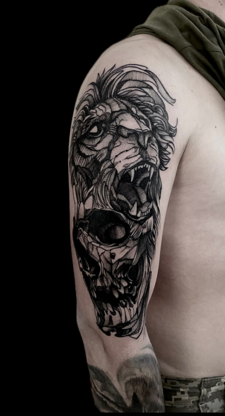 Мужские на плече череп, фото - Тату салон Sketch tattoo