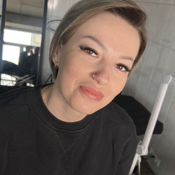 Пірсинг носа

 
 