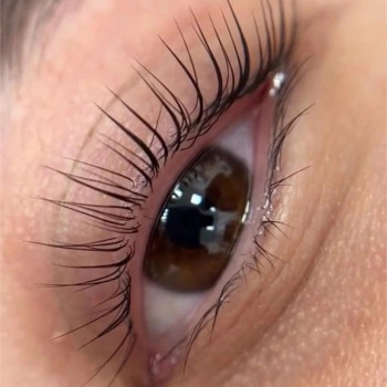 Фото из портфолио мастера Елена Козаченко (лешмейкер, Днепр)