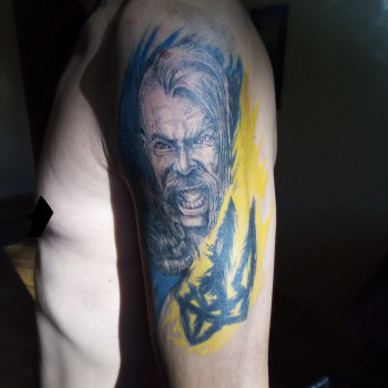 Тату для хлопців на плечі козак, фото - Тату майстер Олександр Обидьонов