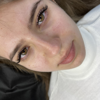 Нарощування вій
                    Салон красоты Silvershade Beauty Одесса