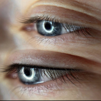 Перманентный макияж век (межресничка)
                    Мастер перманентного макияжа Лилия Одесса