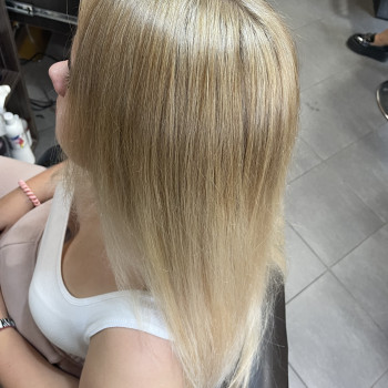 Фарбування волосся
                    Салон красоты Relax Броды