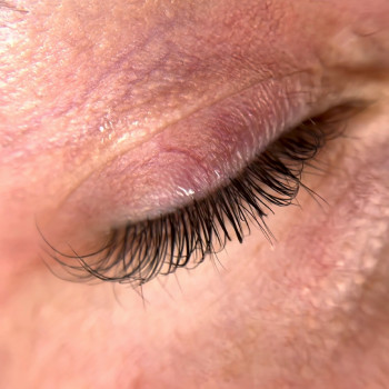 Ламінування вій