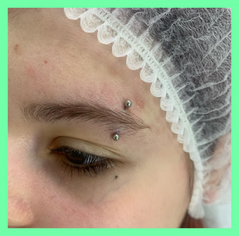 Пірсинг брови, фото - Майстер з пірсингу Тетяна Ананьєва