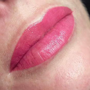 Перманентний макіяж/татуаж губ
                    Майстер перманентного макіяжу Марина Київ