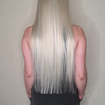 Італійське гаряче нарощування штучного волосся