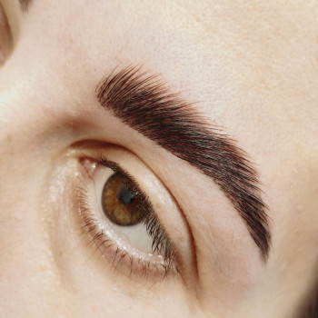 Ламінування брів
                    Салон красоты Kalina Studio Запорожье