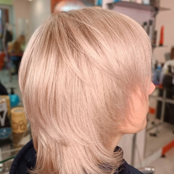 Бежевый блонд, фото - Салон красоты Kalina Studio