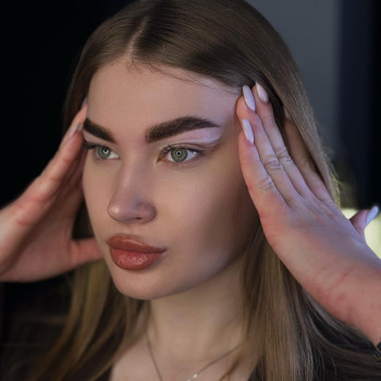 Оформлення брів
                    Салон красоты Kaif Studio Винница