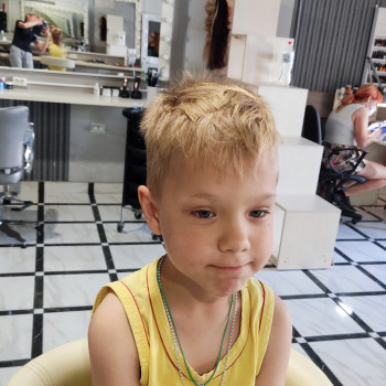 Детские стрижки
                    Салон красоты Beauty Home Харьков