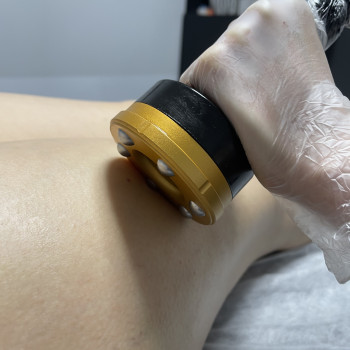 Вакуумно-роликовий масаж з підігрівом