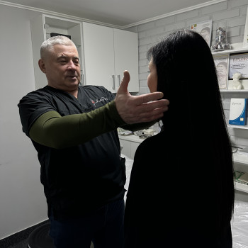 Консультація пластичного та загального хірурга