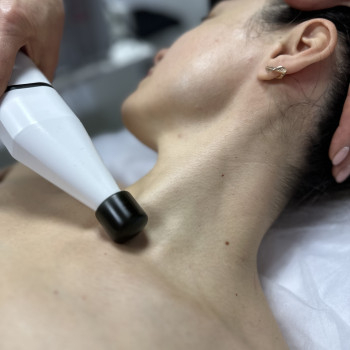 Апаратна підтяжка обличчя БМС
                    Салон красоты LazerPro100 Белая Церковь