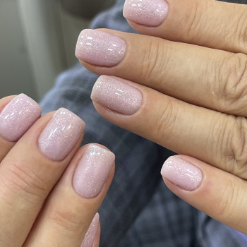 Корекція нарощених нігтів
                    Салон красоты Світлани Кирток Киев