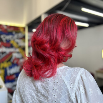 Яскраве фарбування