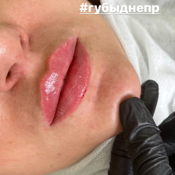 Губи -натюрель #