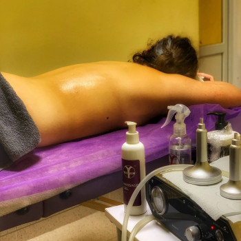 Антицелюлітний масаж (ручний та аппаратний)
                    Массажист Валентина Анатольевна Николаев