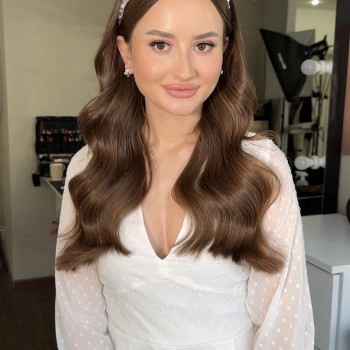 Макіяж (в студії/фотостудії)
                    Визажист Наталі Киев