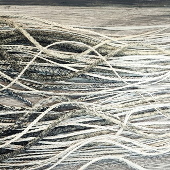 Де коси, дреди , сенегалки
      