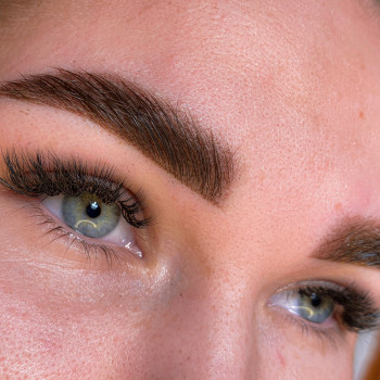 Перманентний макіяж брів