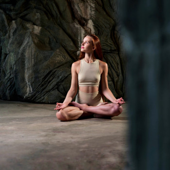 Приглашаю тебя на индивидуальные тренировки, чтобы узнать, на что способно твое тело. Йога не только влияет на физическое состояние, но и на моральное состояние, фото - массажист Таисия Астапенко