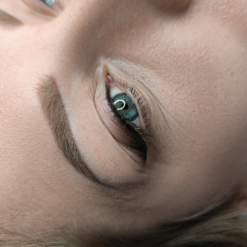 Перманент міжвійка, стрілка, стрілка з розтушовкою
                    Бровист Вікторія Ровно