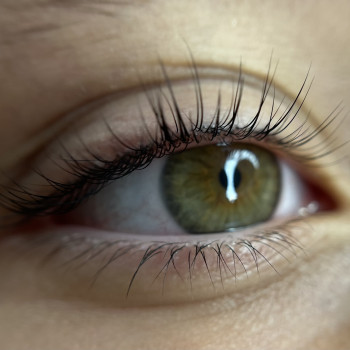 Ламинирование ресниц
                    Мастер перманентного макияжа Світлана Николаев