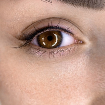 Перманентний макіяж / татуаж очей / повік, стрілочки, міжвійки
                    Майстер перманентного макіяжу Юлиана Київ