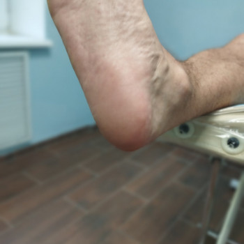 Педикюр для чоловіків