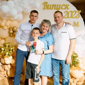 Шкільна віпускна фотосесія, фото -  