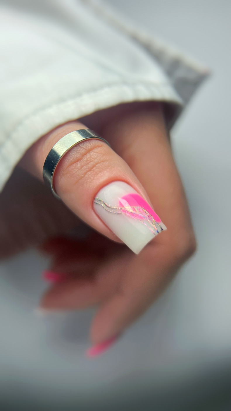 Манікюр з малюнком яскравий на квадратні нігті, фото - Нігтьова студія Oknails