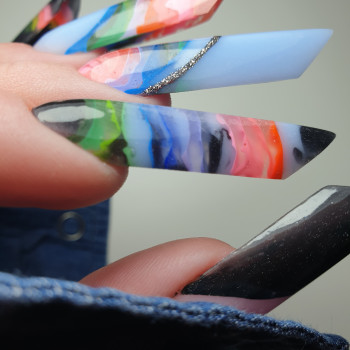 Моделювання нігтів
                    Майстер манікюру Анна Кропивницький