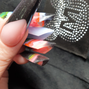 Моделювання нігтів
                    Майстер манікюру Анна Кропивницький