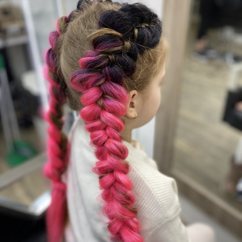 плетение волос, косички, косы с канекалоном