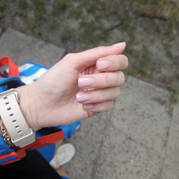 Пилочный маникюр