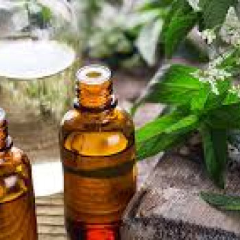 Лікувальний масаж банками: професійний якісний масаж досвідченим спеціалістом
                    Масажист Олег Київ