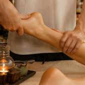 Масаж стоп: професійний якісний масаж досвідченим спеціалістом
                    Массажист Олег Киев