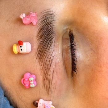 Ламінування брів