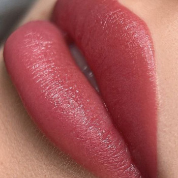 Перманент губ
  губ