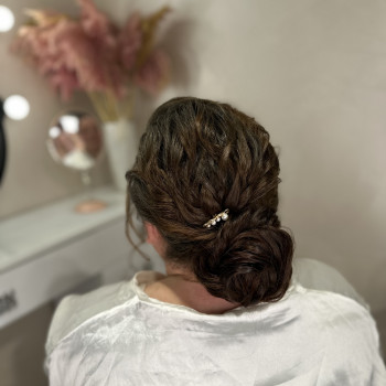 Прическа на свадьбу пучок низкий, фото - Парикмахер-универсал Наталья Наталья